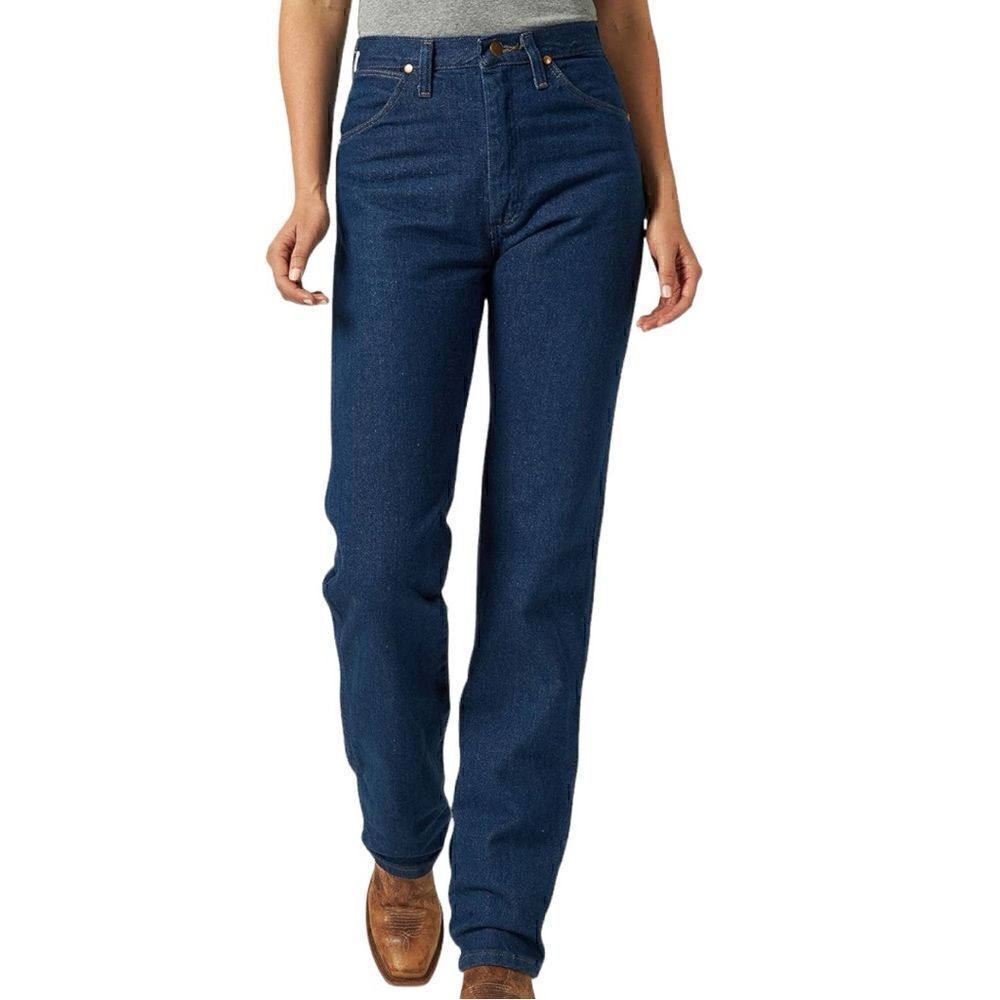Wrangler Women’s Cowboy Cut Slim Fit Natural Rise Waist Jeans